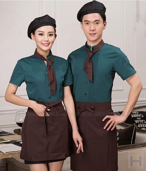 Những lưu ý khi đặt đồng phục quán ăn